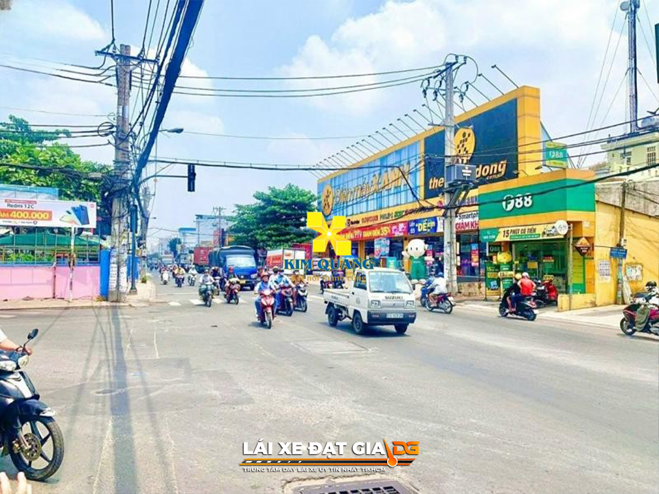 học bằng lái xe ô tô quận 12