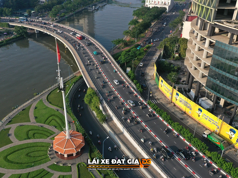 học lái xe quận 4