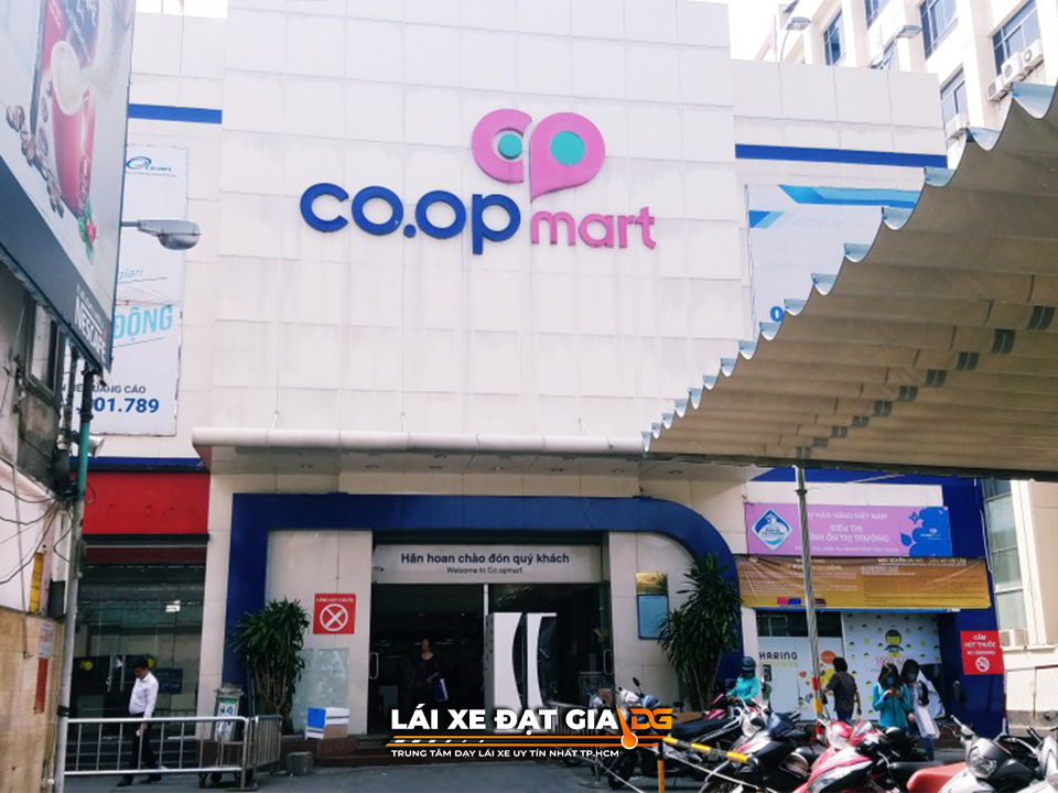 học lái xe quận 9